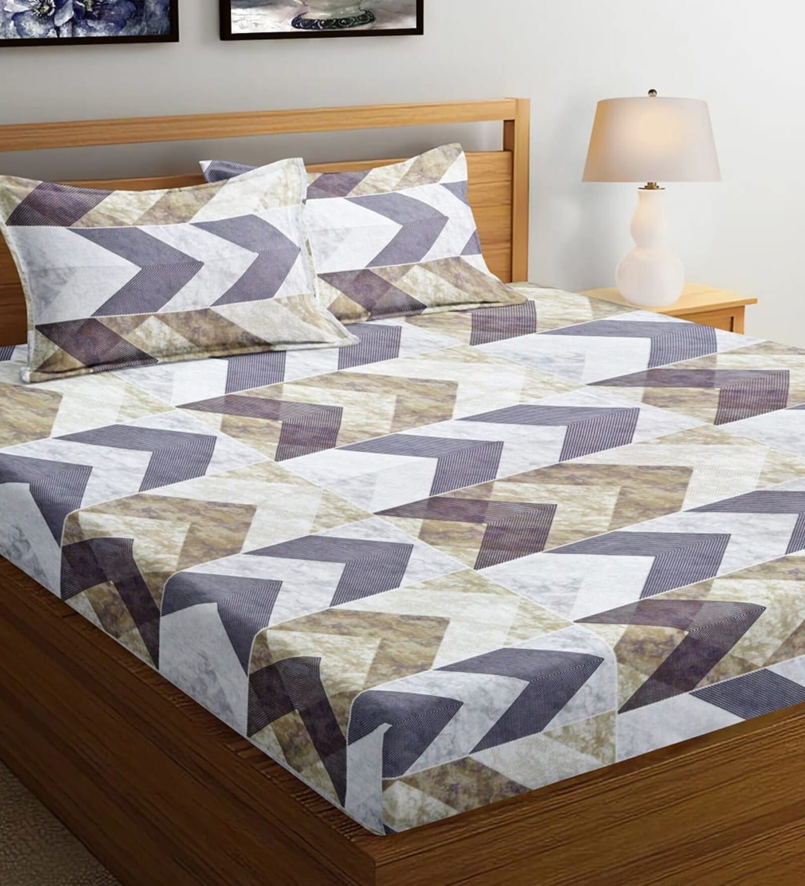 Brown Geometric 144 TC 100% Cotton Fitted Bedsheet & 2 Pillow Covers