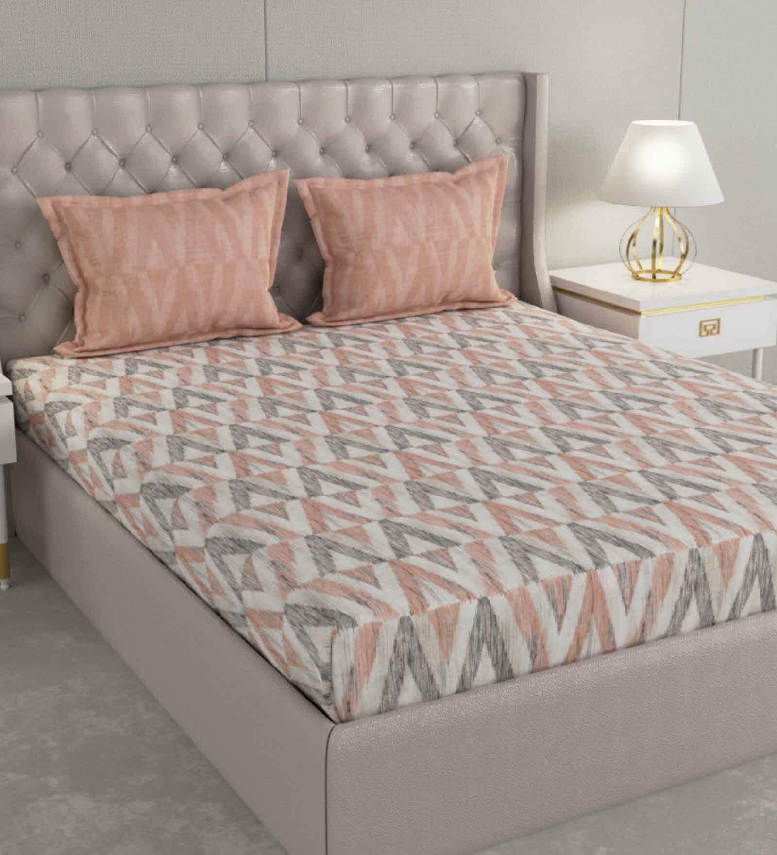 Brown Geometric 144 TC Cotton Queen Sized Bed Sheets with 2 Pillow Covers