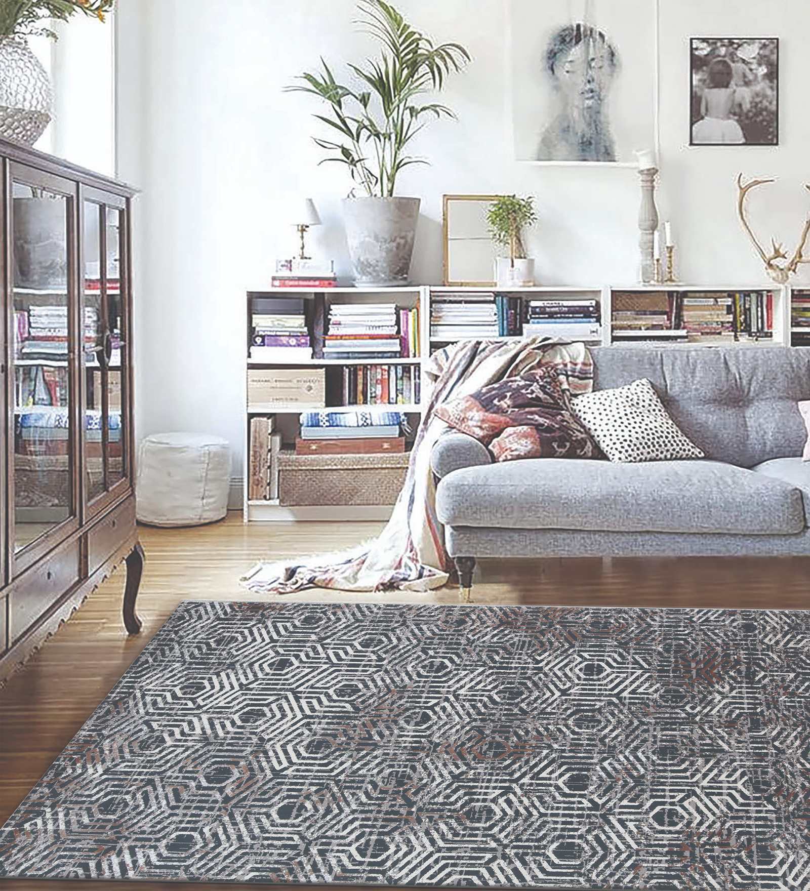 Brown Geometrical Polypropylene 6 ft x 9 ft Machine Made Carpet