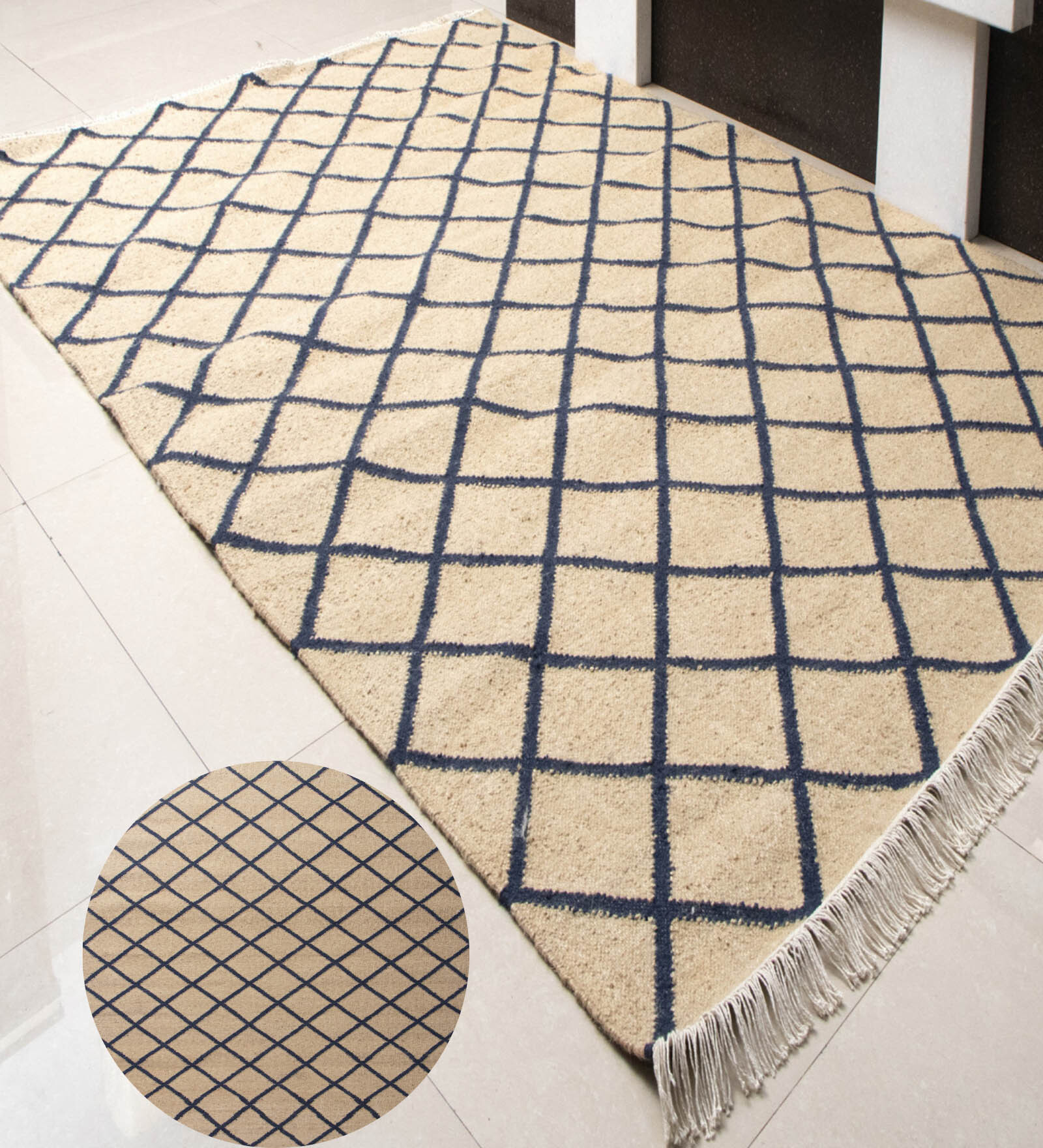 Brown Geometrical Wool 7X5 Feet Hand Woven Carpet