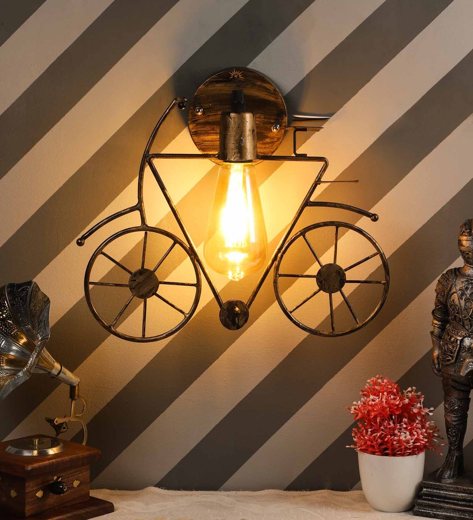 Waitara Metal Novelty Wall Light (Brown)