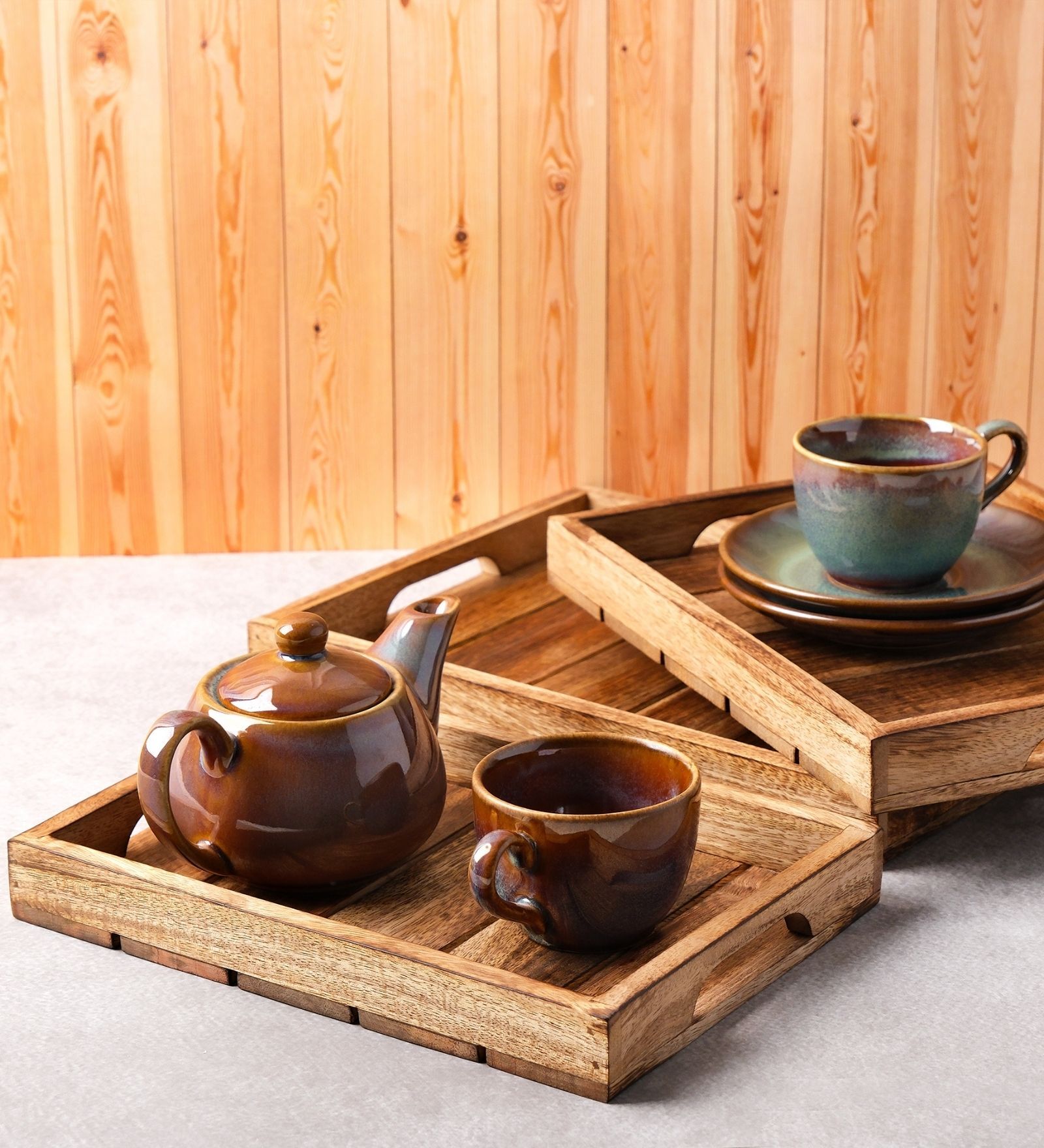 Brown Mango Wood Naturally Burnt Design Serving Trays
