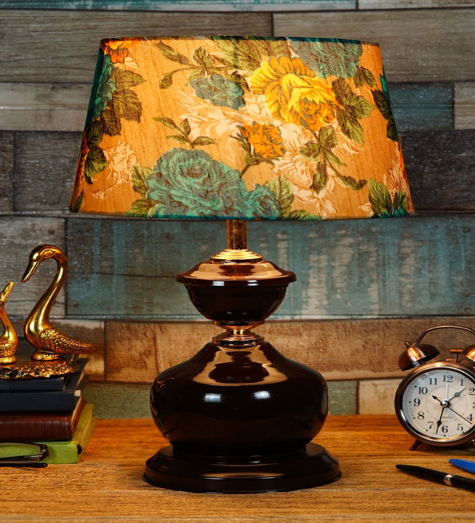 Brown Metal & Cotton Green & Yellow Colour Table Lamp Brown Metal & Cotton Green & Yellow Colour Table Lamp