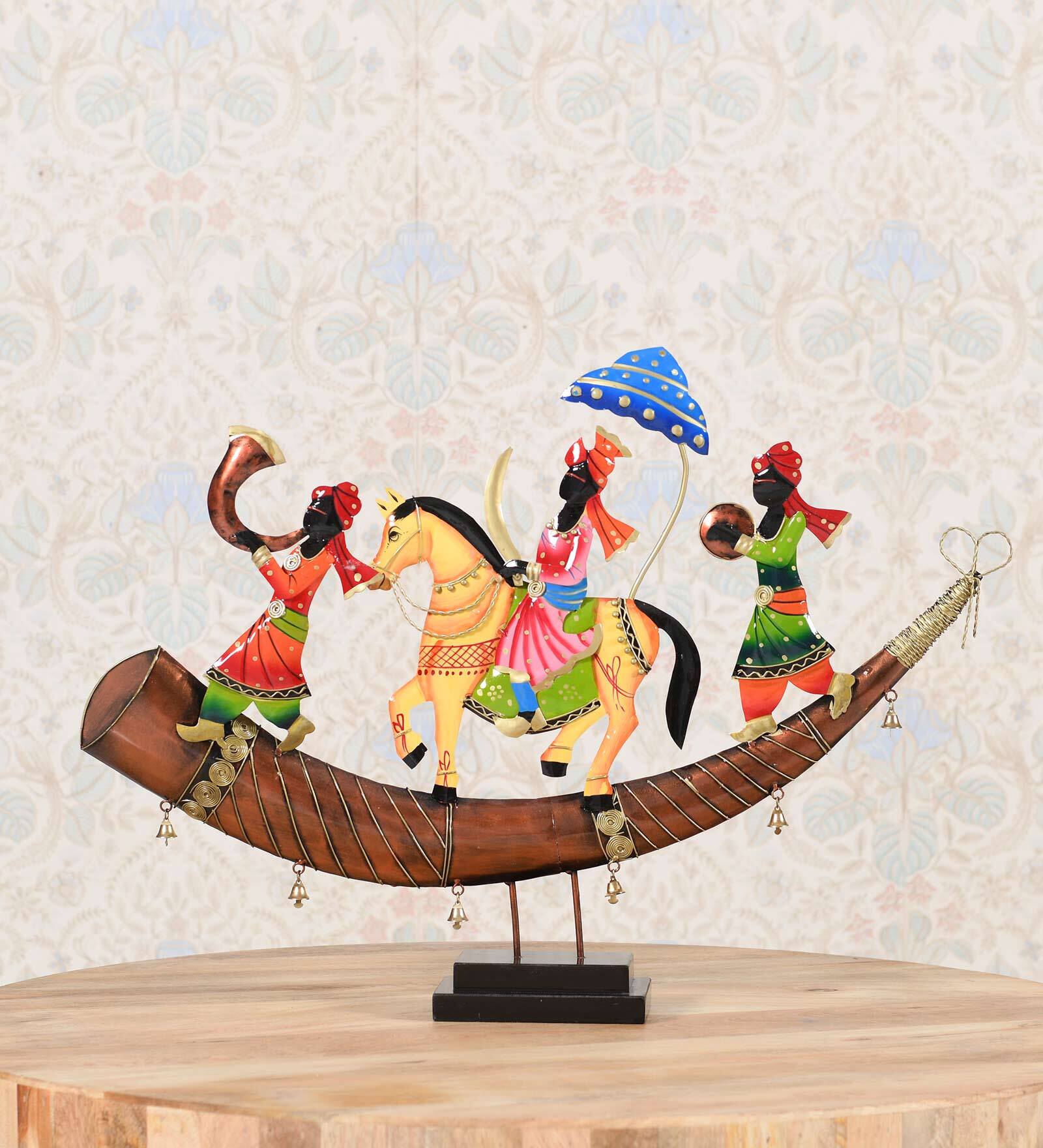Brown Metal Momento Of Royal Baarat Figurine