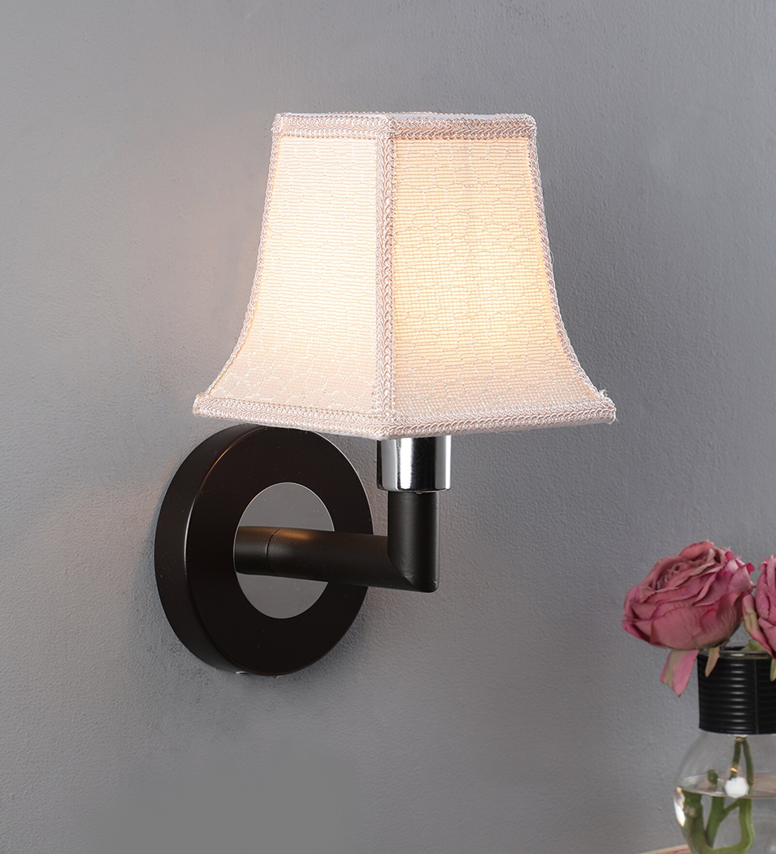 Metal Wall Mounted Uplight Sconce (Brown)