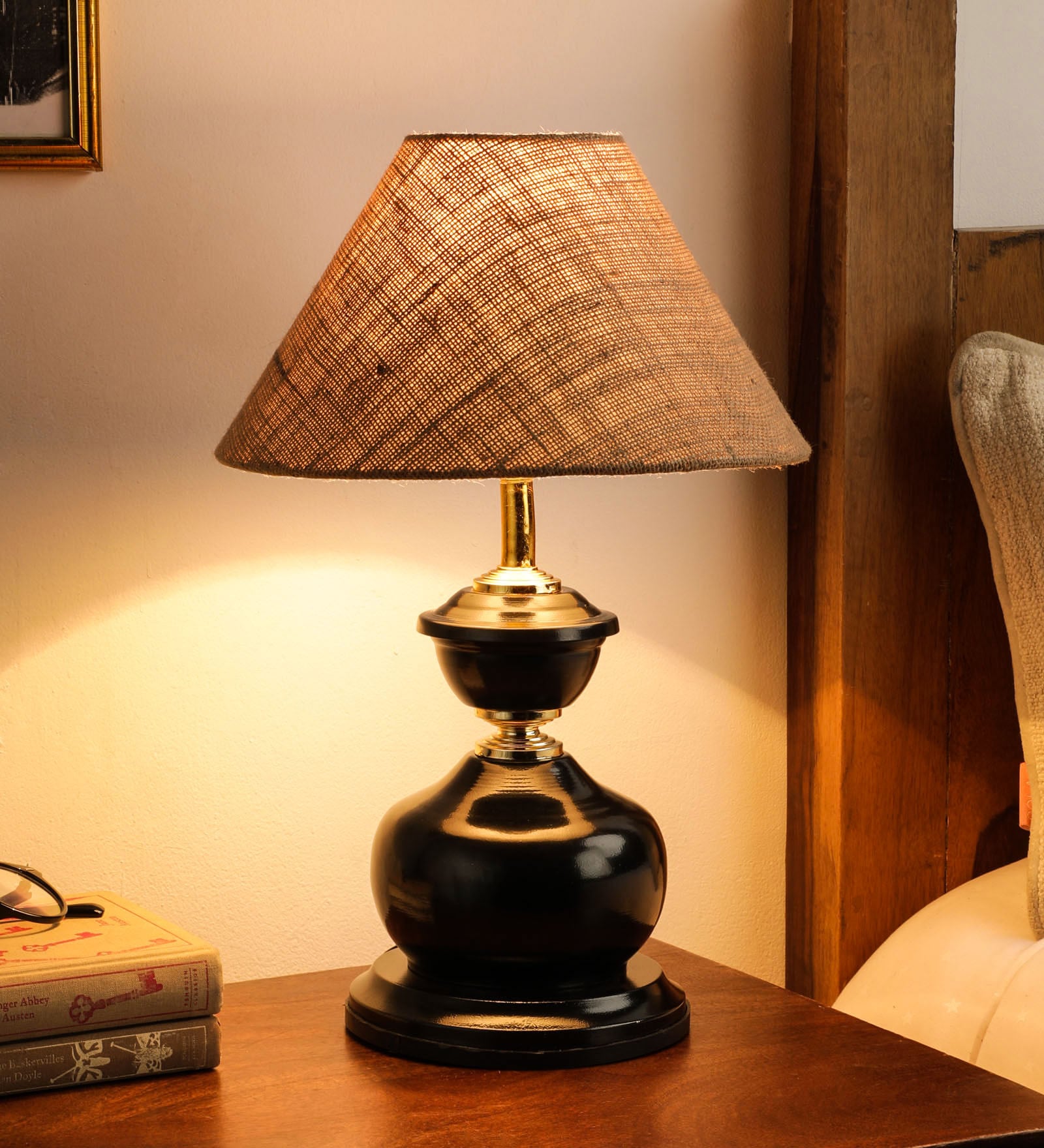 Caen Brown Natural Fiber Shade Night Lamp With Metal Base