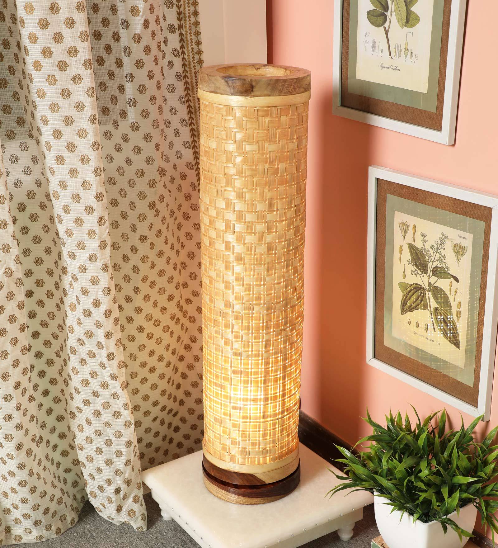 Comyo Brown Natural Fiber Shade Table Lamp With Wood Base