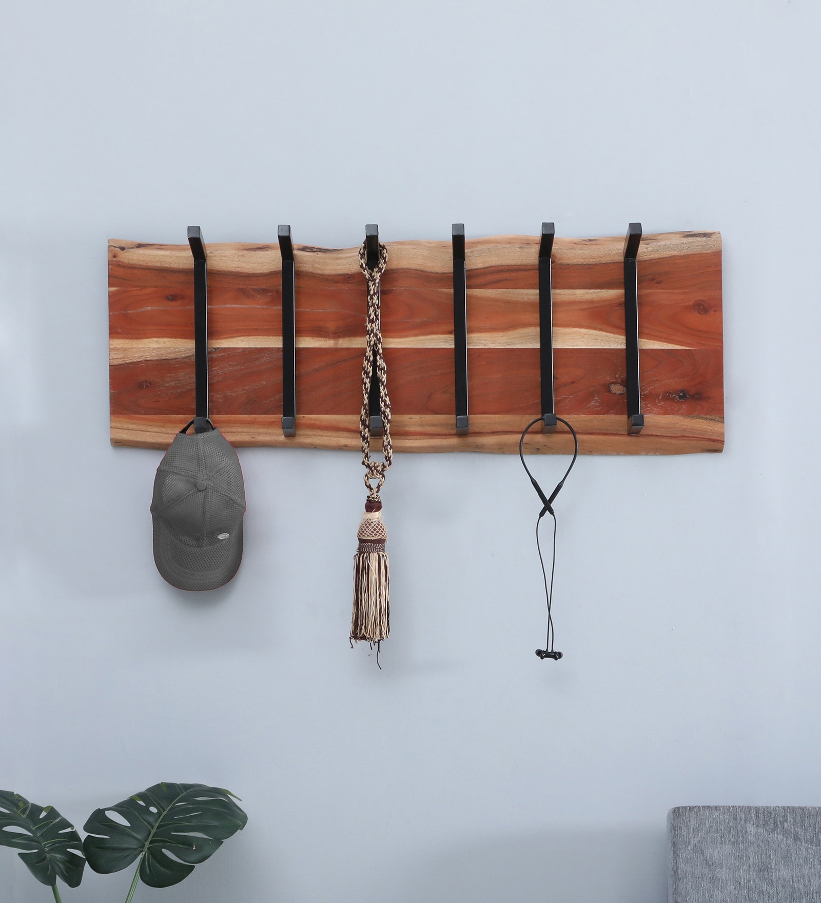 Natural Acacia Wood Key Holder