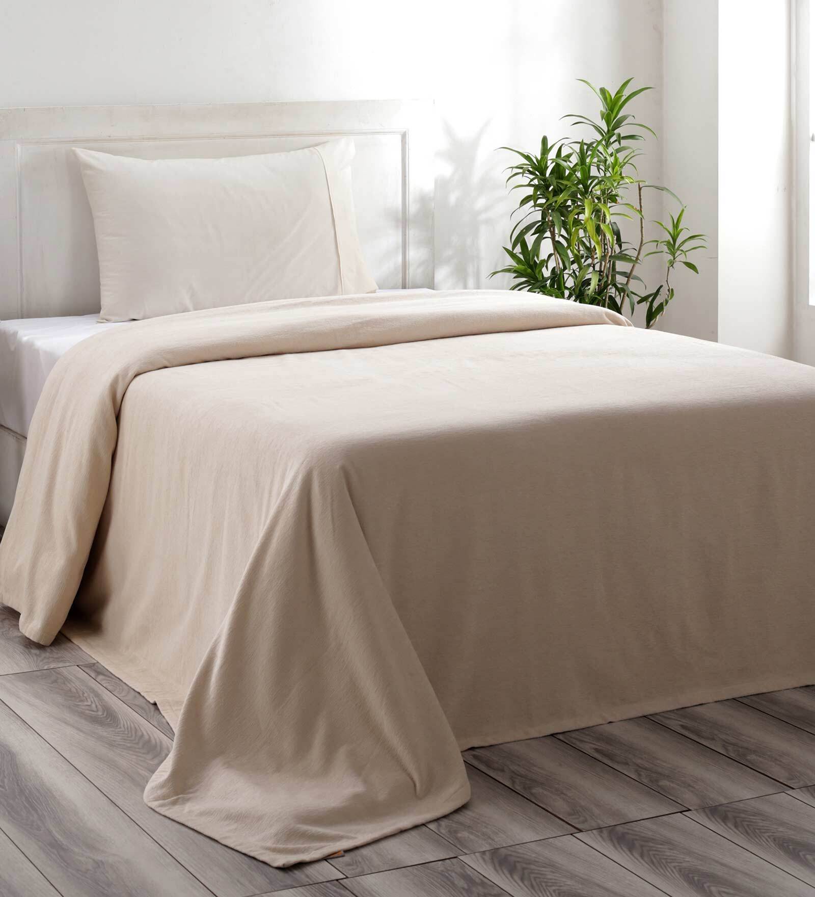 Brown Solid 110 TC Cotton Single Bed Cover