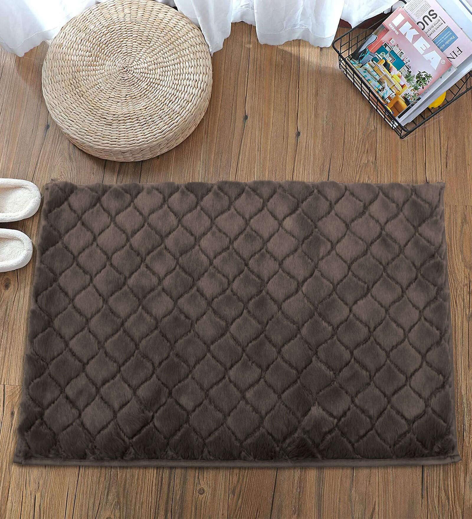 Brown Geometric Polyester 24x16 Inches Super Soft Bath Mat