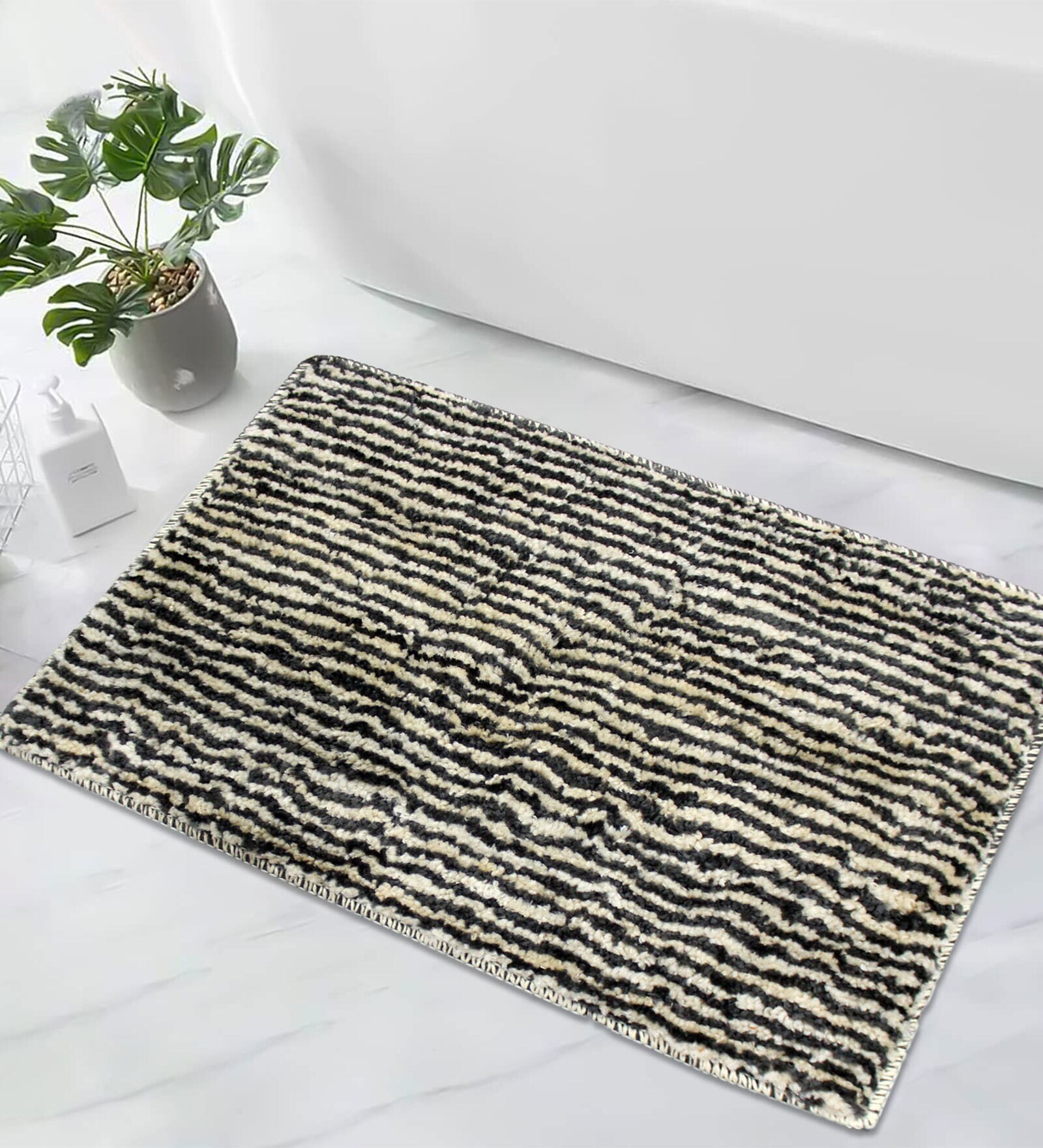 Brown Stripe Microfiber 23x15 Inches Super Soft Bath Mat