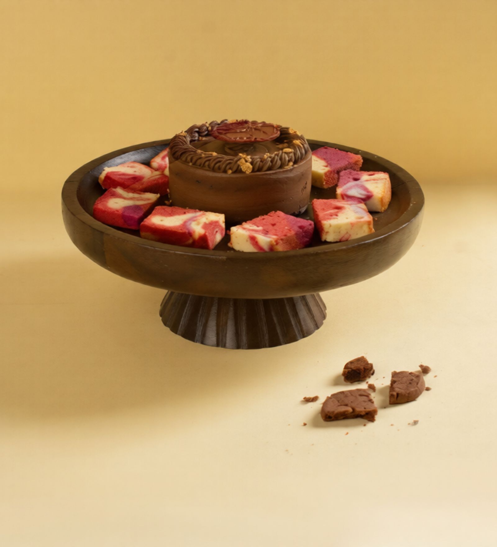 Brown Wooden Circular Cakestand