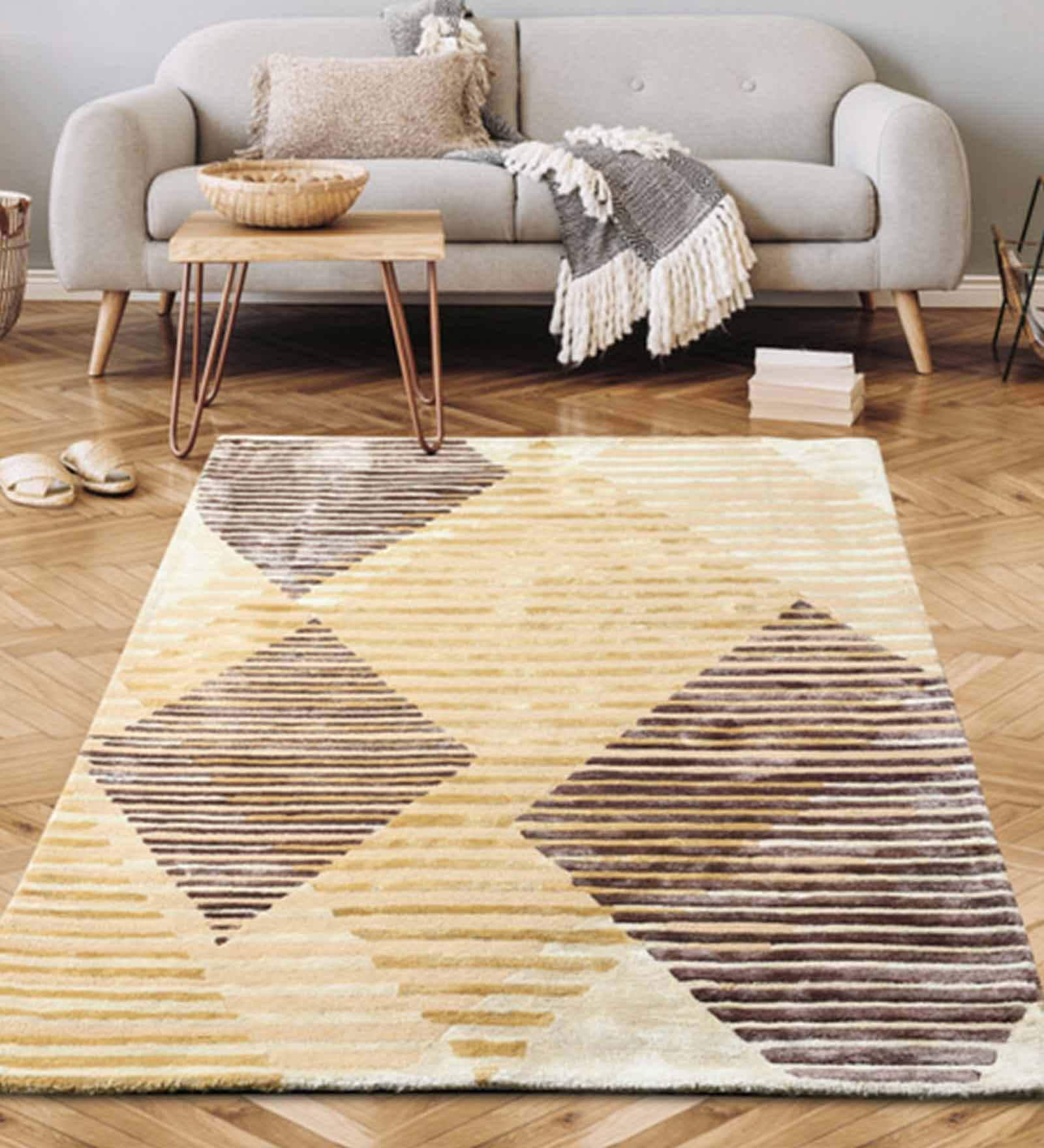 Buy Brown Wool and Viscose Geometrical 4 x 6 Feet Hand Tufted Carpet