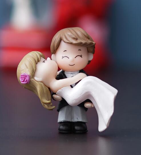 Bride Kissing Groom Romantic Black & White Polyresin Decorative Figurine