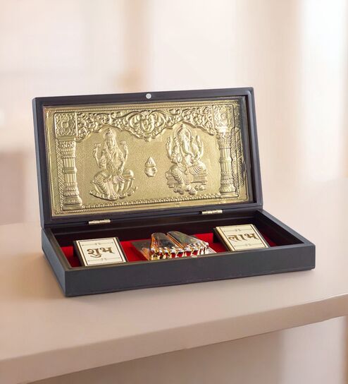 Brown & Gold-Toned 24 Ct Gold Foil Laxmi And Ganesh Prayer Box