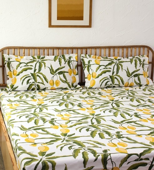Brown Floral 180 TC Cotton King Bedsheet with 2 Pillow Covers