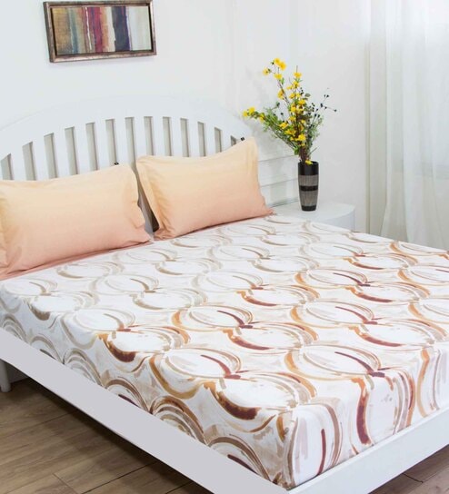 Brown Geometric 144 TC Cotton Queen Sized Bed Sheets with 2 Pillow Covers by GM Fabrics