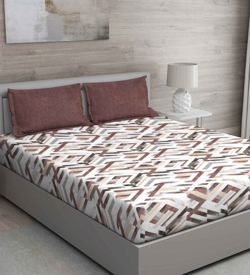 Brown Geometric 150 TC Cotton Queen Sized Bed Sheets with 2 Pillow Covers by GM Fabrics