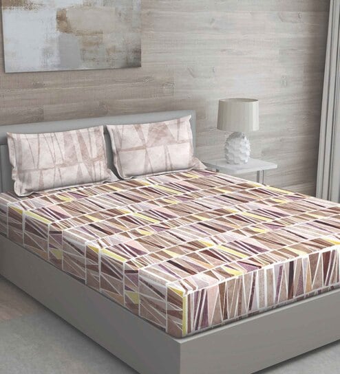 Brown Geometric 150 TC Cotton Queen Sized Bed Sheets with 2 Pillow Covers by GM Fabrics