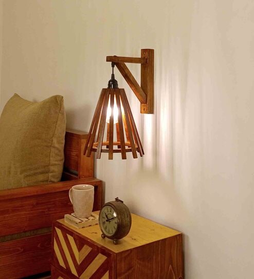 Funnel Wooden Novelty Wall Light (Natural Wood)