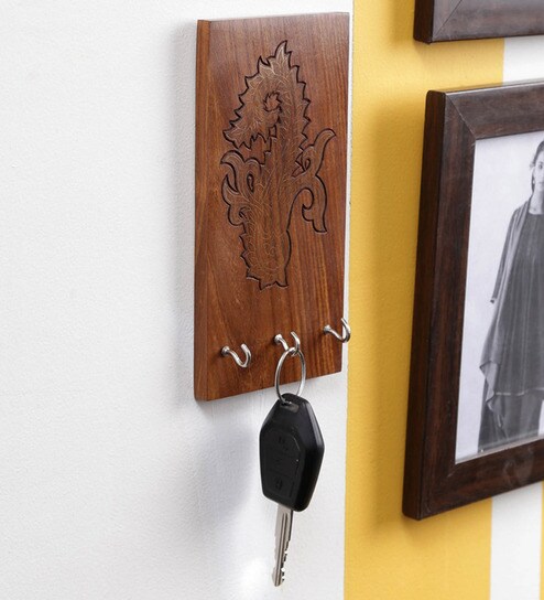 mounted key holder