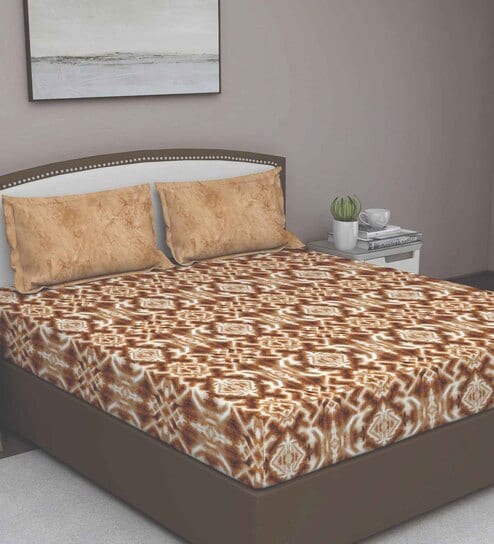 Brown Abstract 210 TC Cotton Queen Sized Bed Sheets with 2 Pillow Covers by GM Fabrics