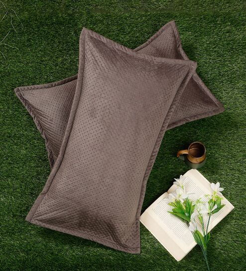 Brown Solid Velvet 27x18 Inches Pillow Covers (Set of 2)