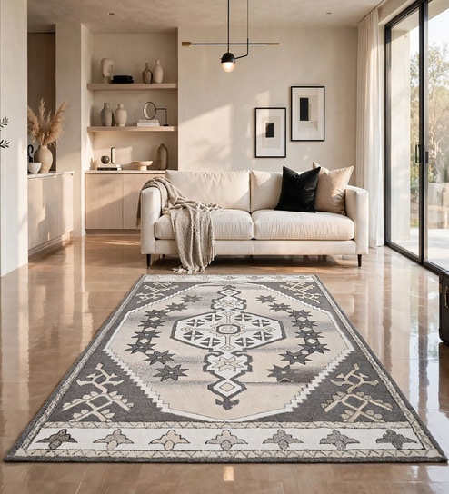 Brown Traditional Wool And Cotton 8 X 5 Feet Hand Tufted Carpet