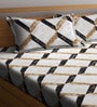Brown Geometric 300 TC Cotton Blend Double King Sized Bedsheet With 2 Pillow Covers