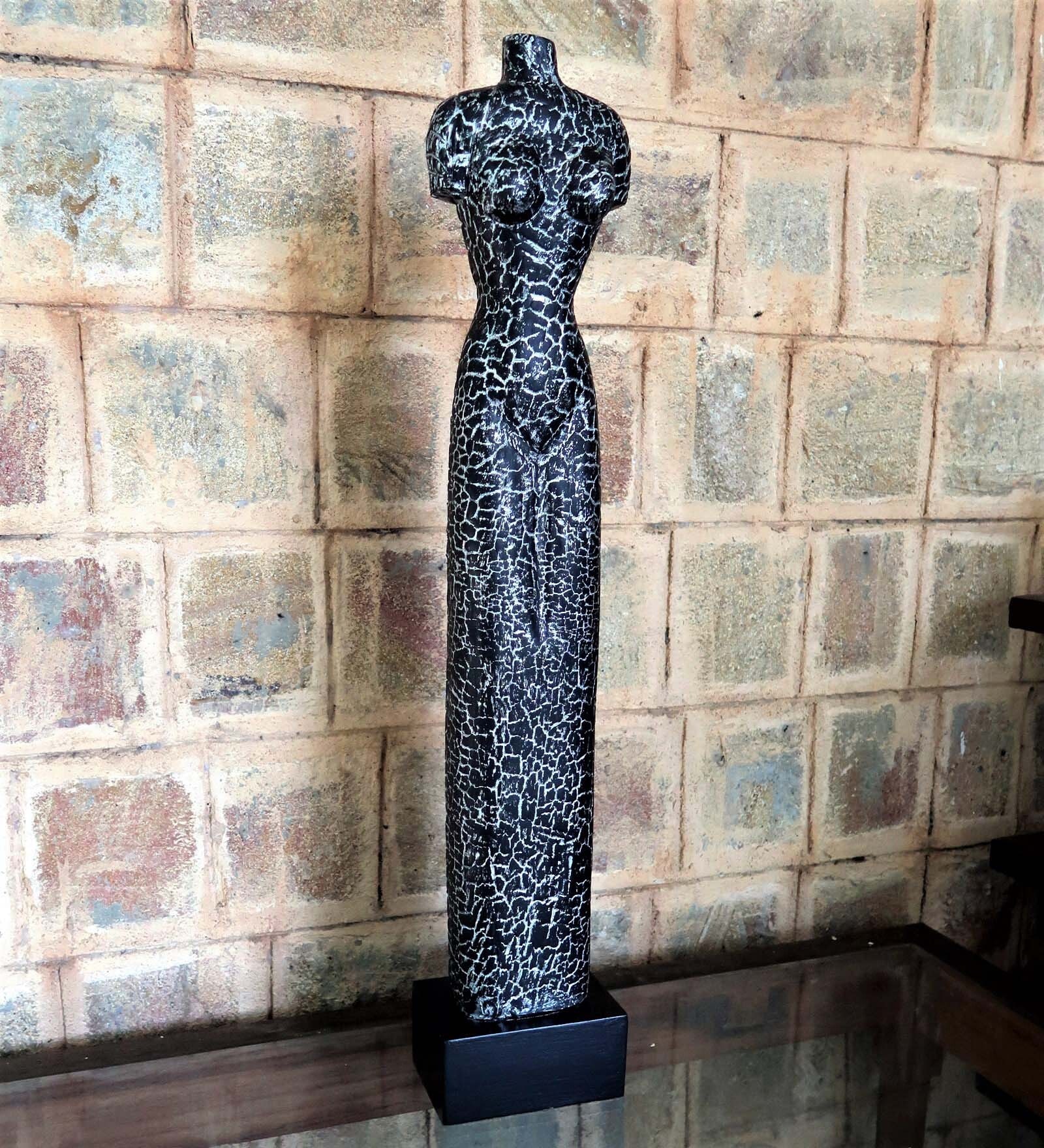 Bust Female Mango Wood Showpiece