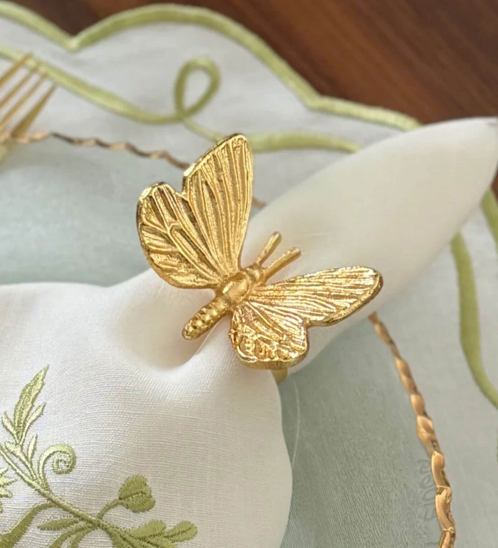 BUTTERFLY NAPKIN RING GOLD