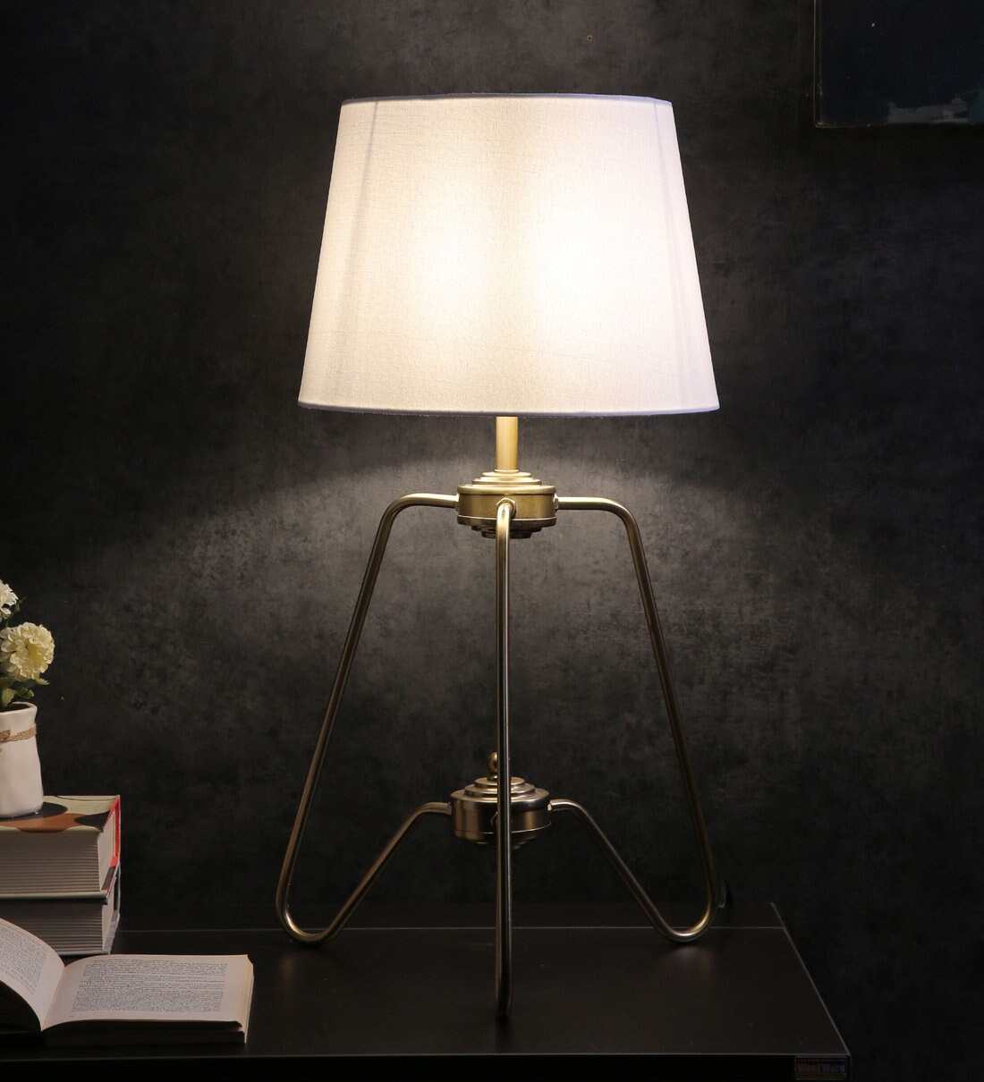 table lamp metal base