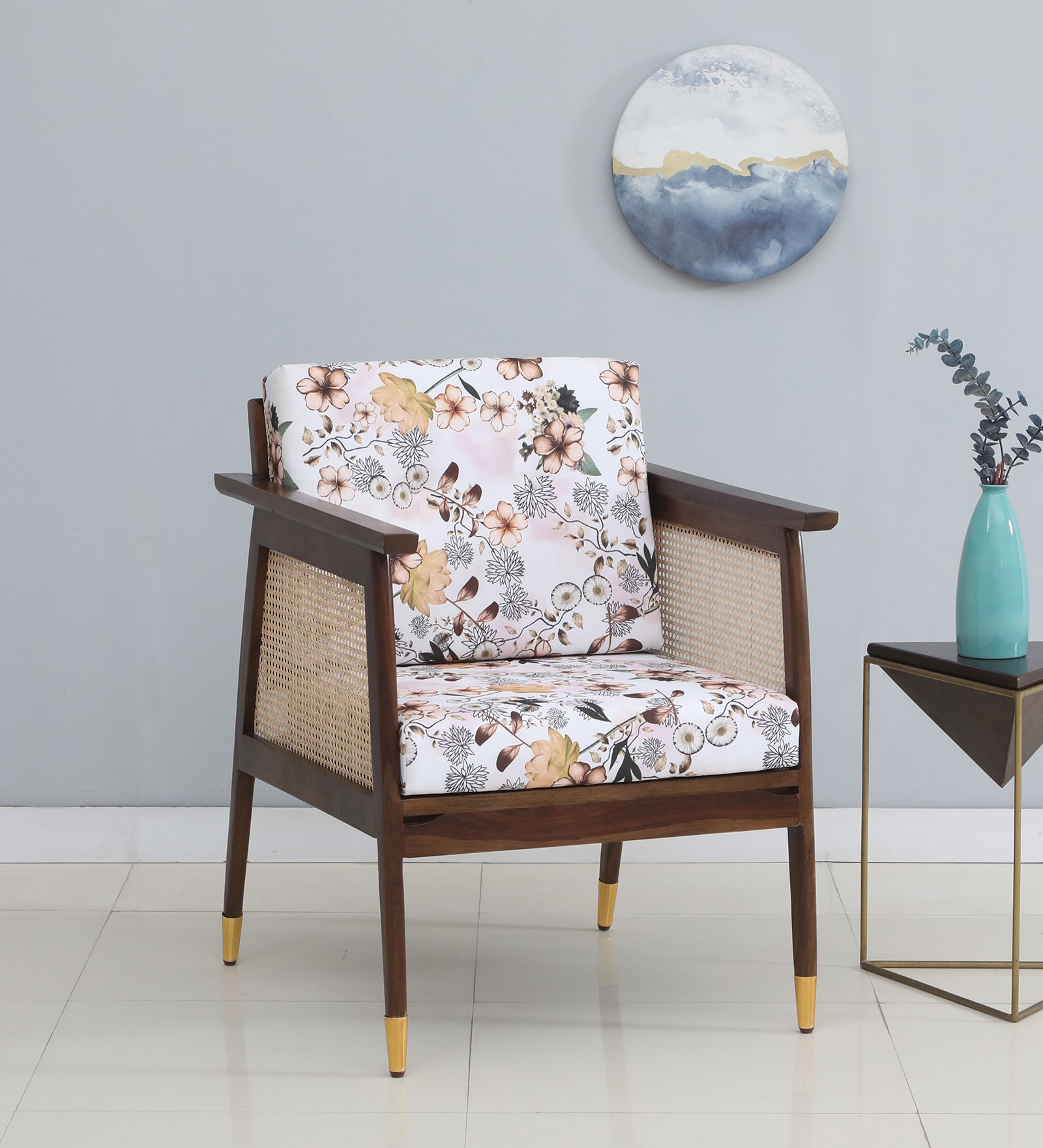 Cambrai Sheesham Wood Arm Chair In Walnut Finish