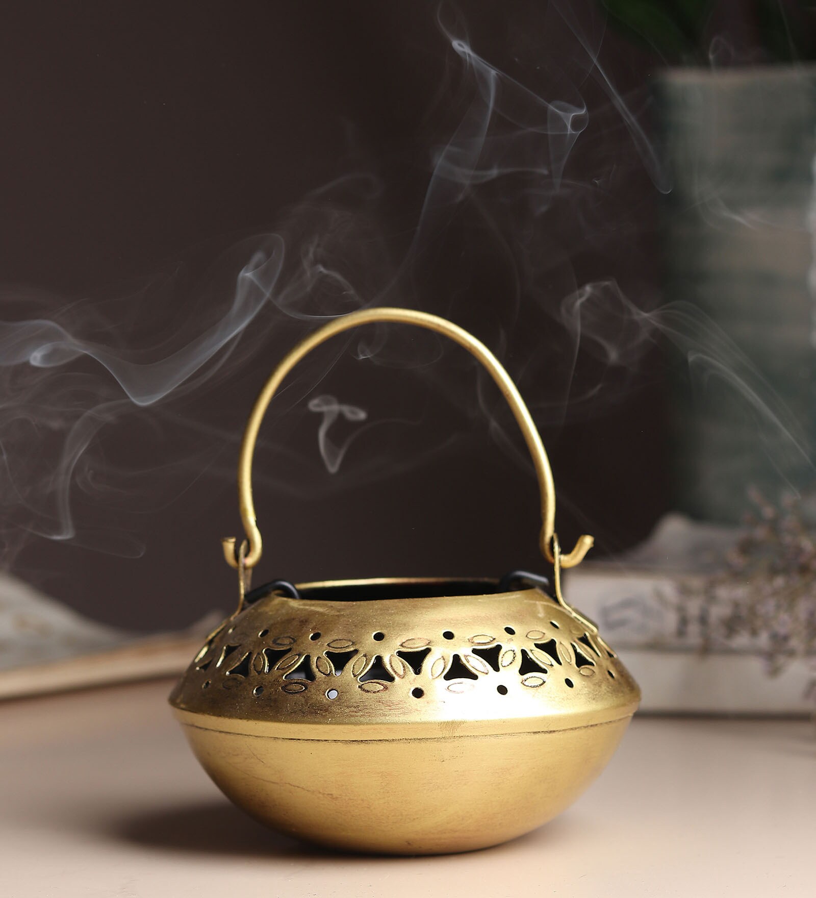 (1Pc) Gold Metal Diwali Decoration Tea Light Holder