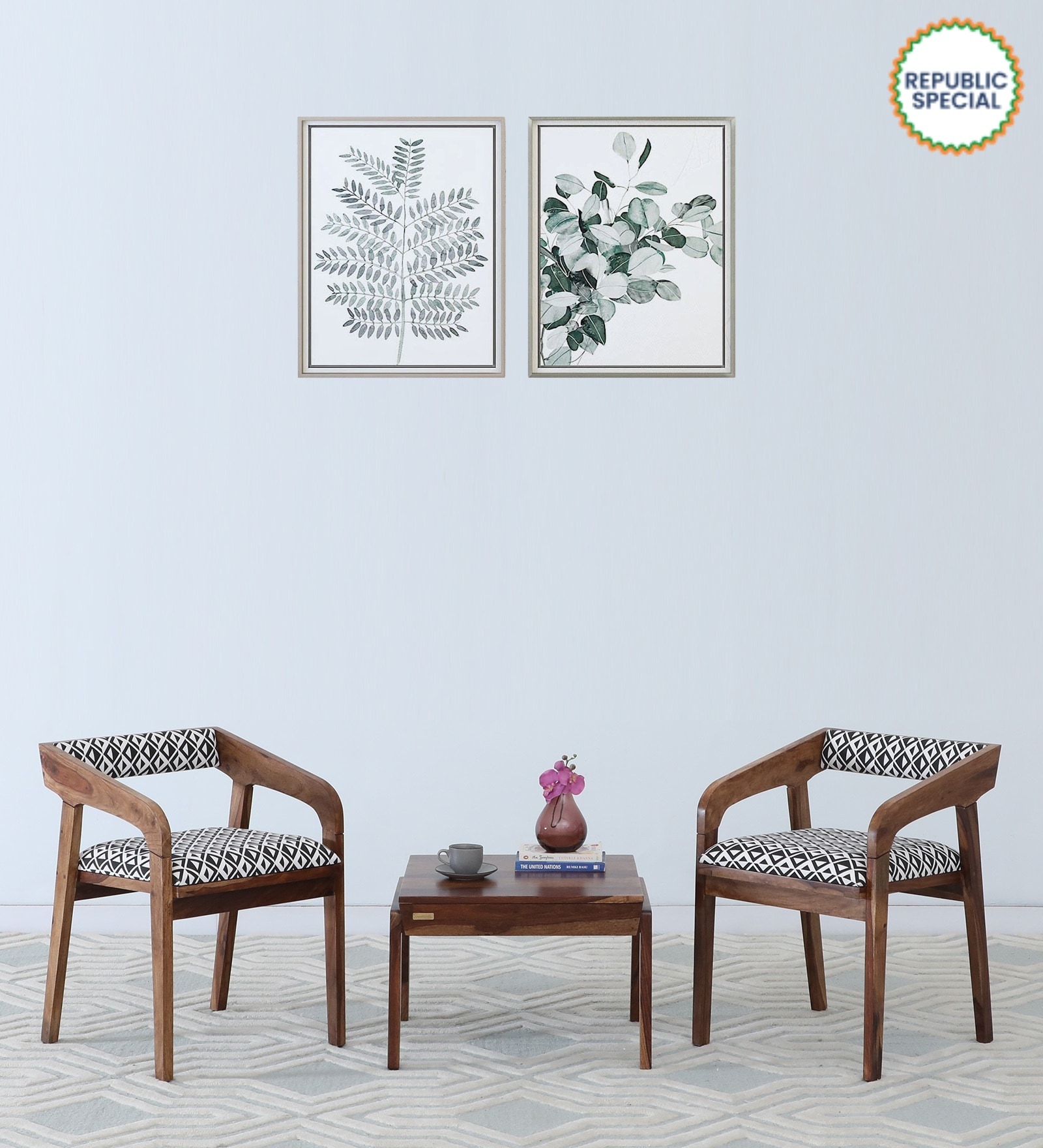 Carden Sheesham Wood Coffee Table Set in Scratch Resistant Rustic Teak Finish with 2 Chairs