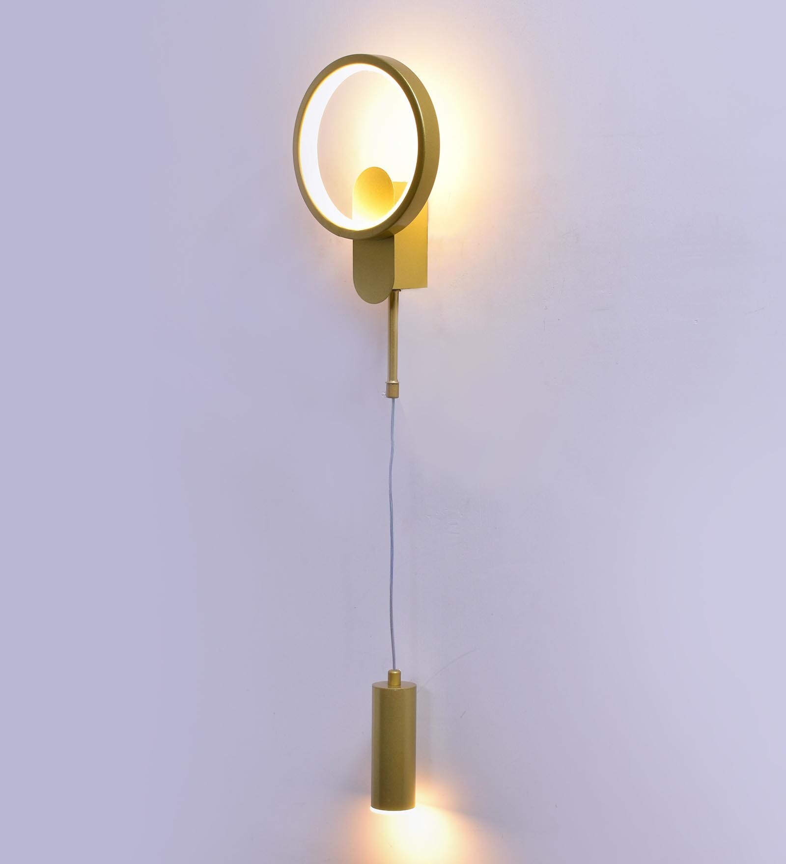 Carl Metal LED Novelty Wall Light (Gold)