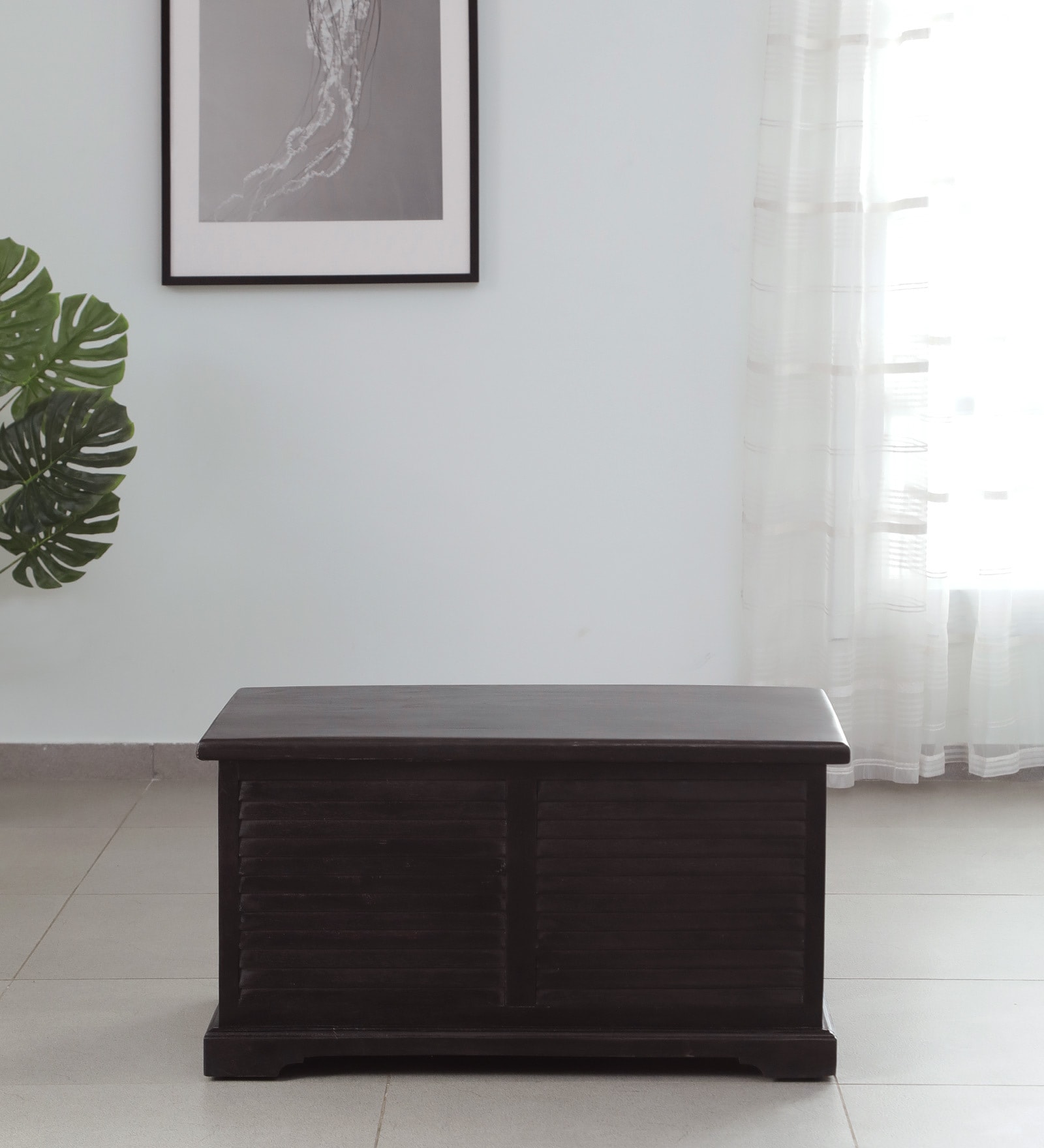 Carleson Sheesham Wood Trunk in Warm Chestnut Finish