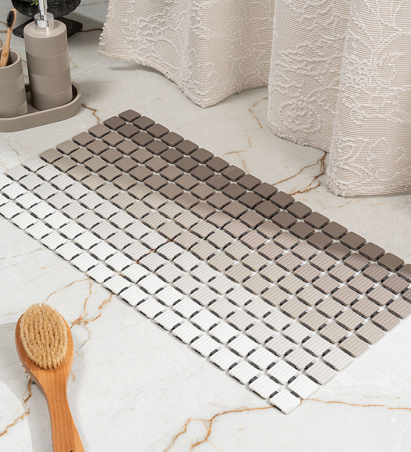 Cascade Brown Anti-Slip Shower Mat 35 X 67 cm