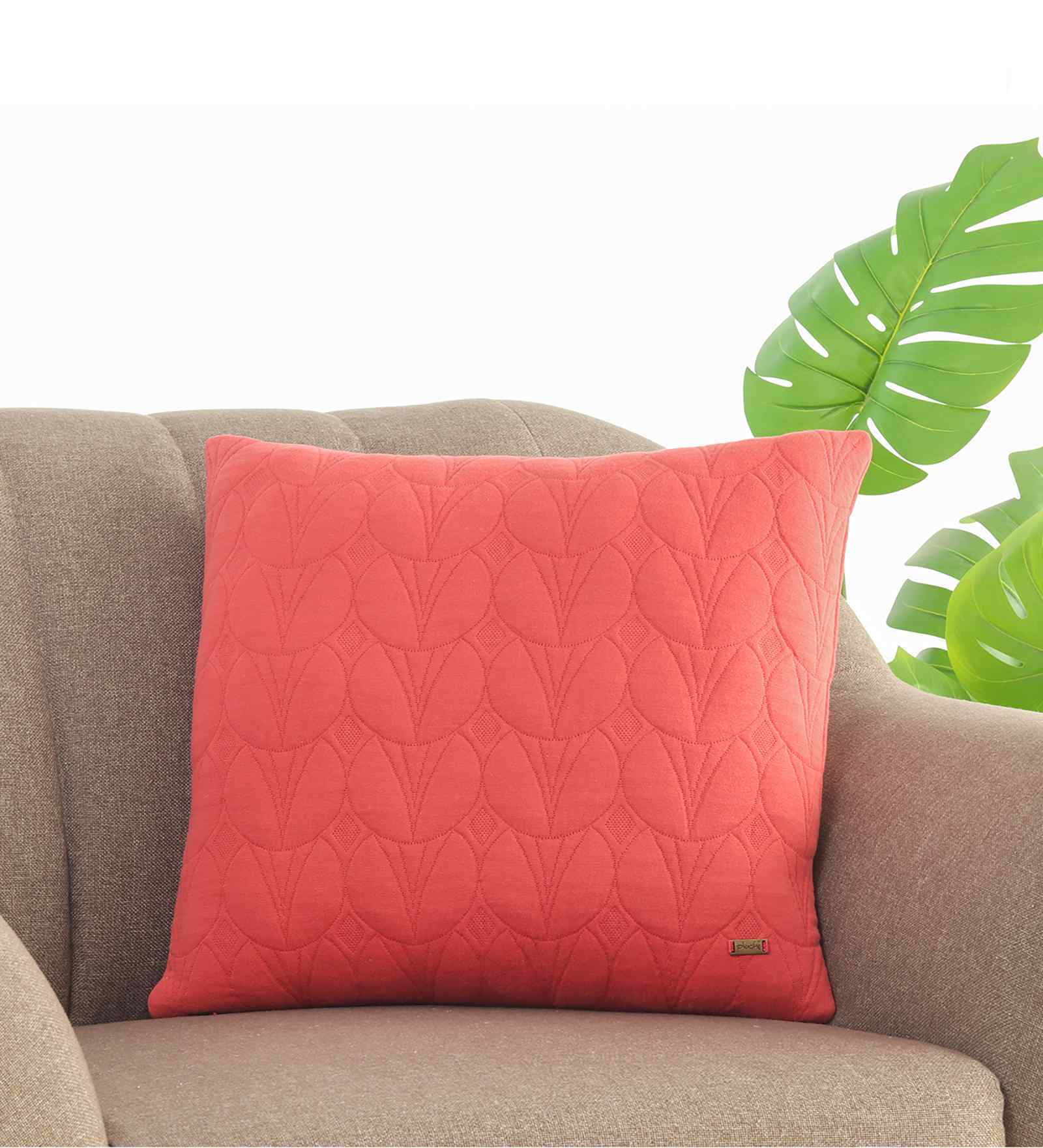 Castle Pink Shell 100% Cotton 18X18 Inches Knitted Cushion Cover With Filler