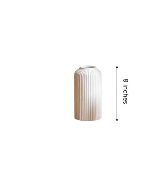 Ceramic Snow White Vase With Harmony Bunch 1