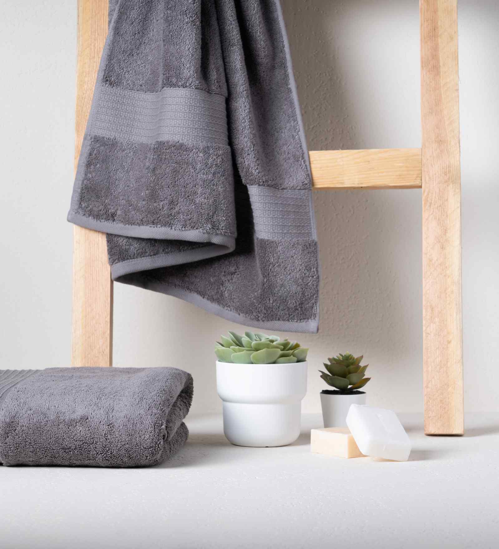 Charcoal Stone 100% Organic Cotton Solid 650 GSM Bath Towel Pack of 1