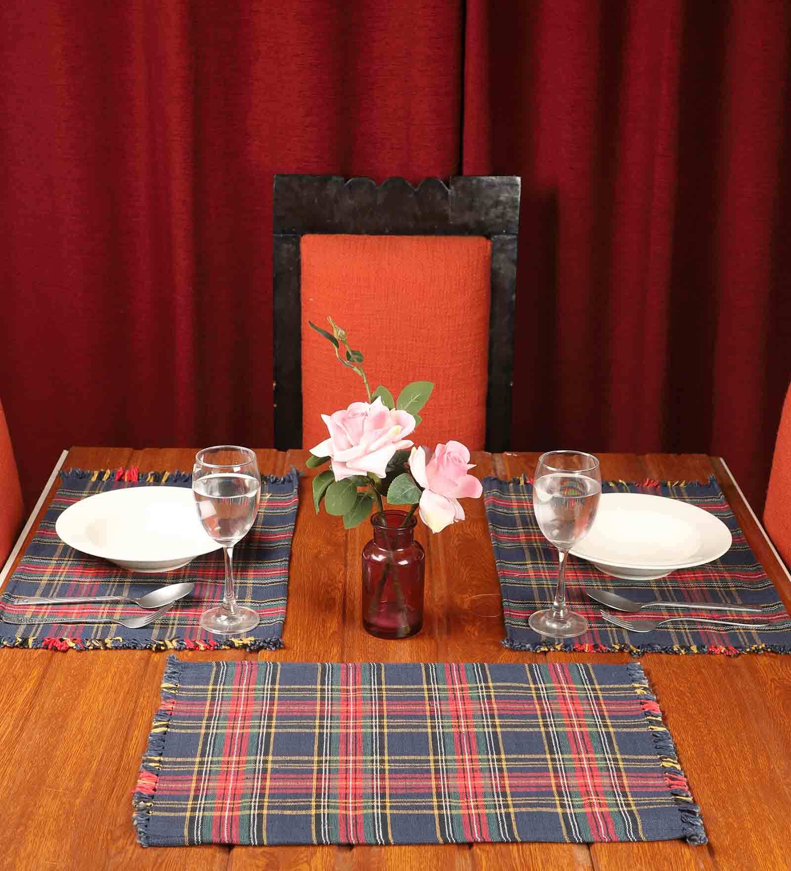 Checks (18x13) Multicolor Satin (Set of 6) Placemat