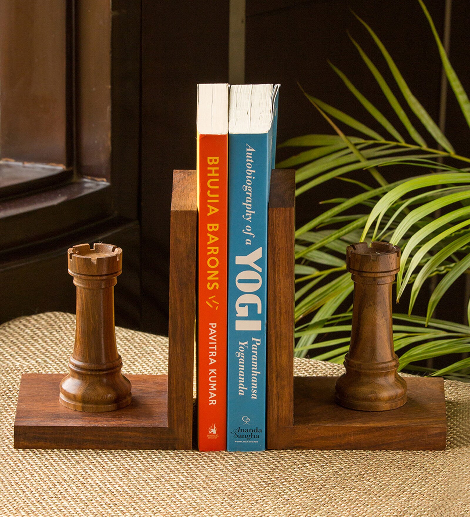 Brown Sheesham Wood Chess Rook Bookend
