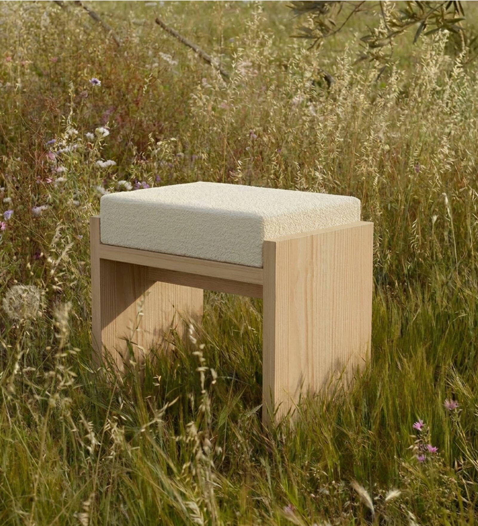 Chibi Boucle Stool In Pine Wood Finish
