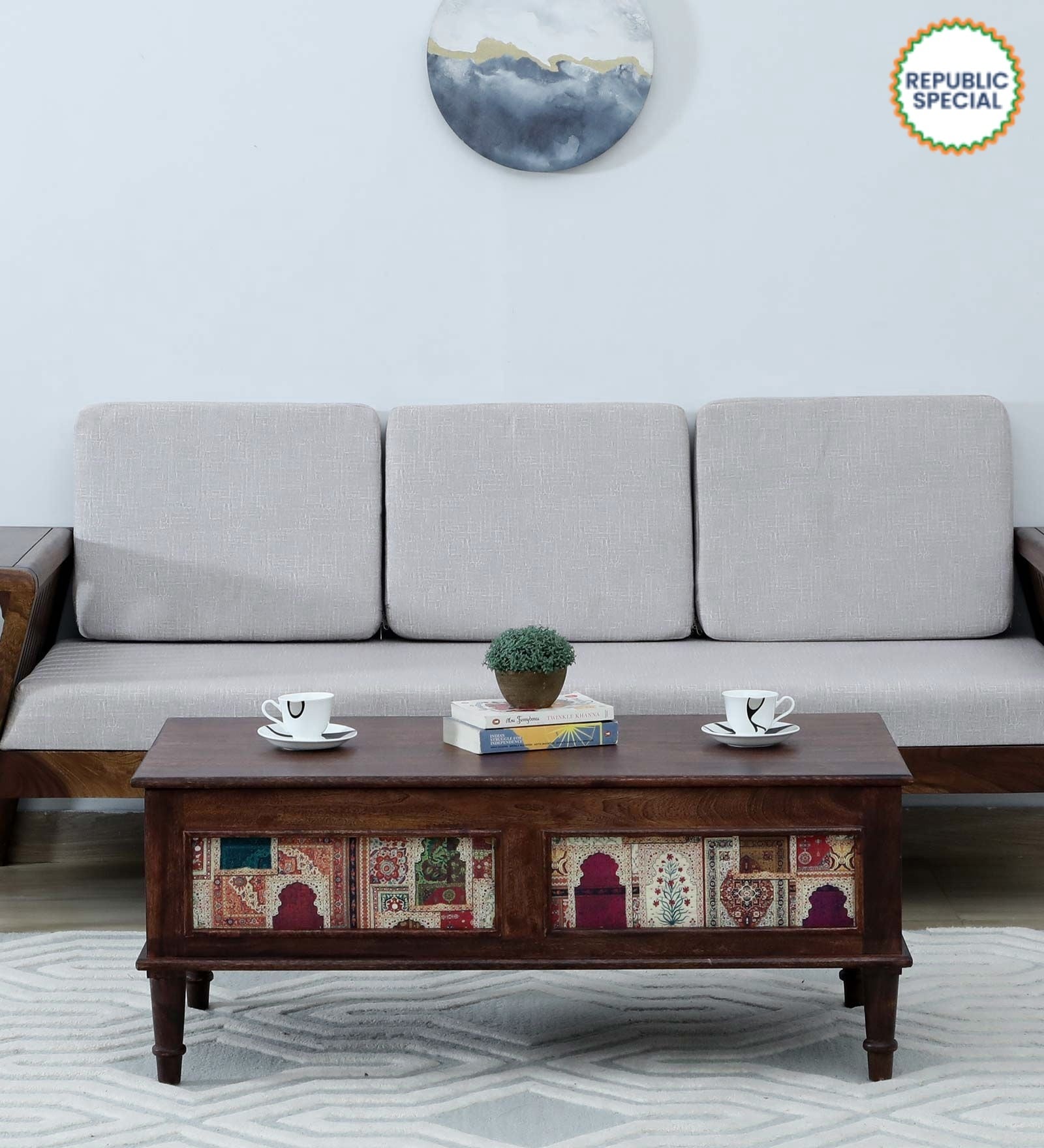 Chippa Solid Wood Lift-Top Coffee Table In Scratch Resistant Tubbaq Finish