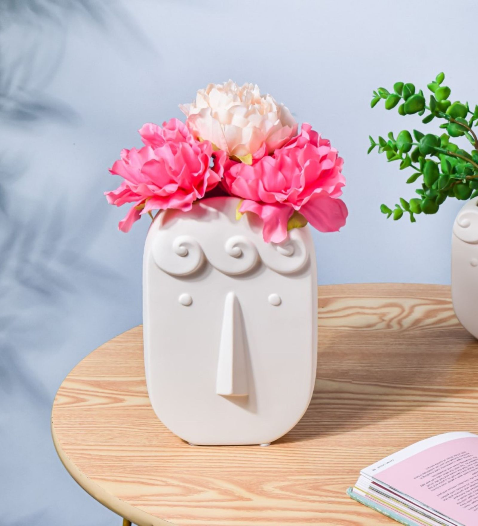 Chromatic Nordic Decorative Face Shaped- Large White Ceramic Flower Vase