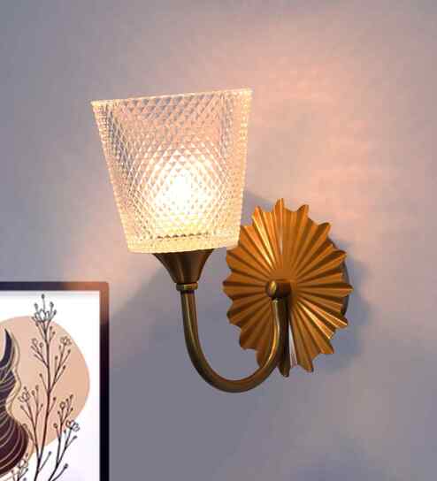 Chic And Stylish Gold Finish Wall Light