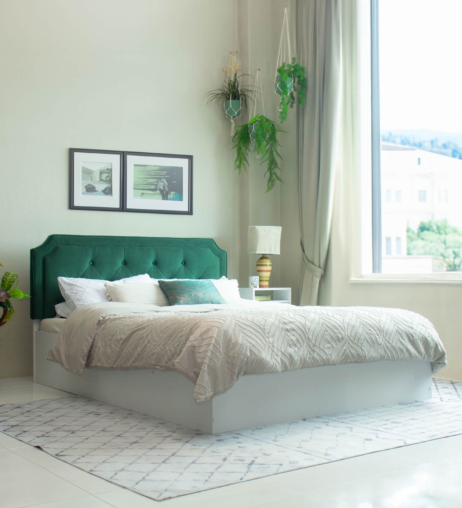 Citta Queen Size Bed With Hydraulic Storage Citta Queen Size Bed With Hydraulic Storage