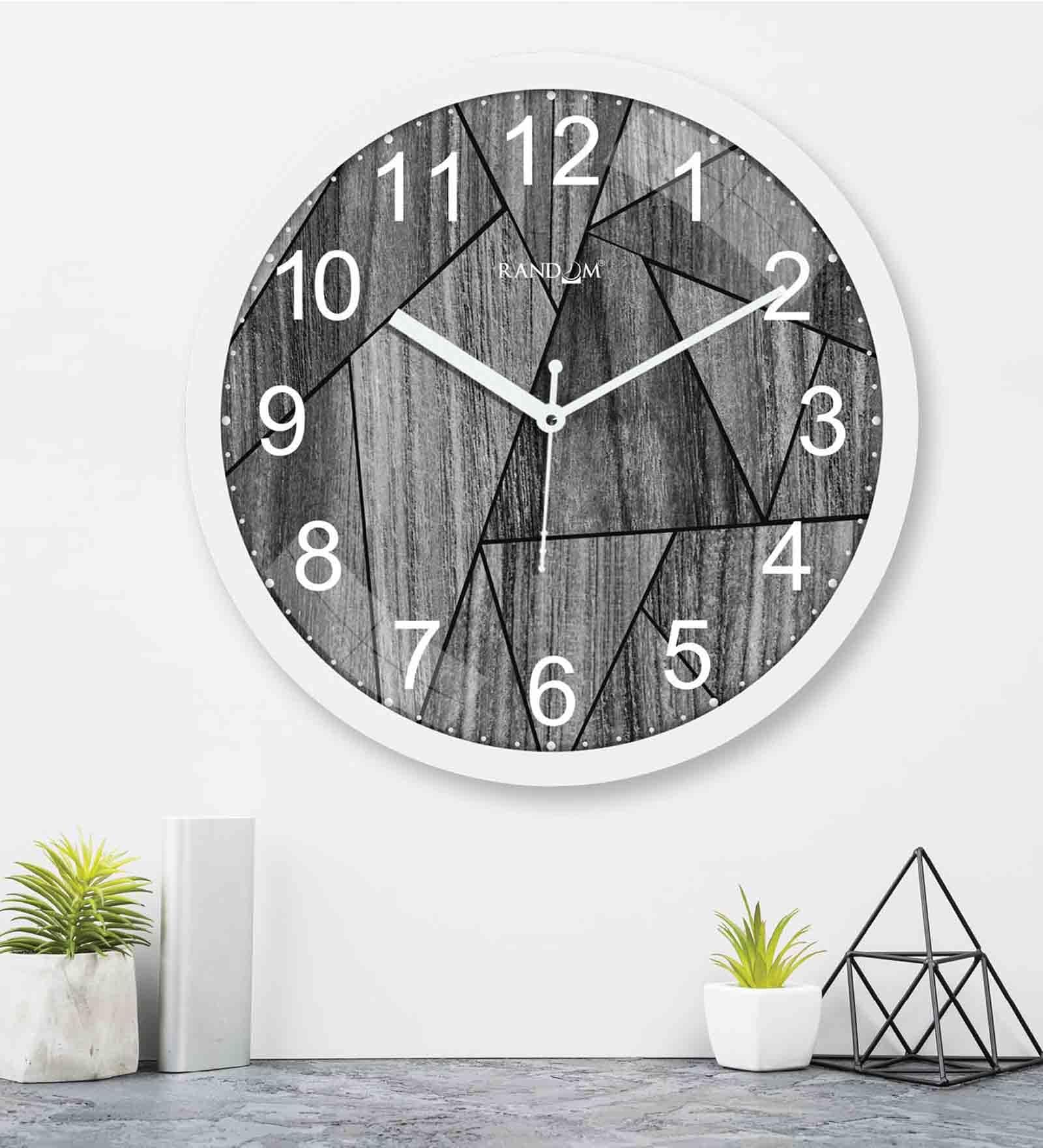 Classic & Modern Multicolour Plastic Wall Clock
