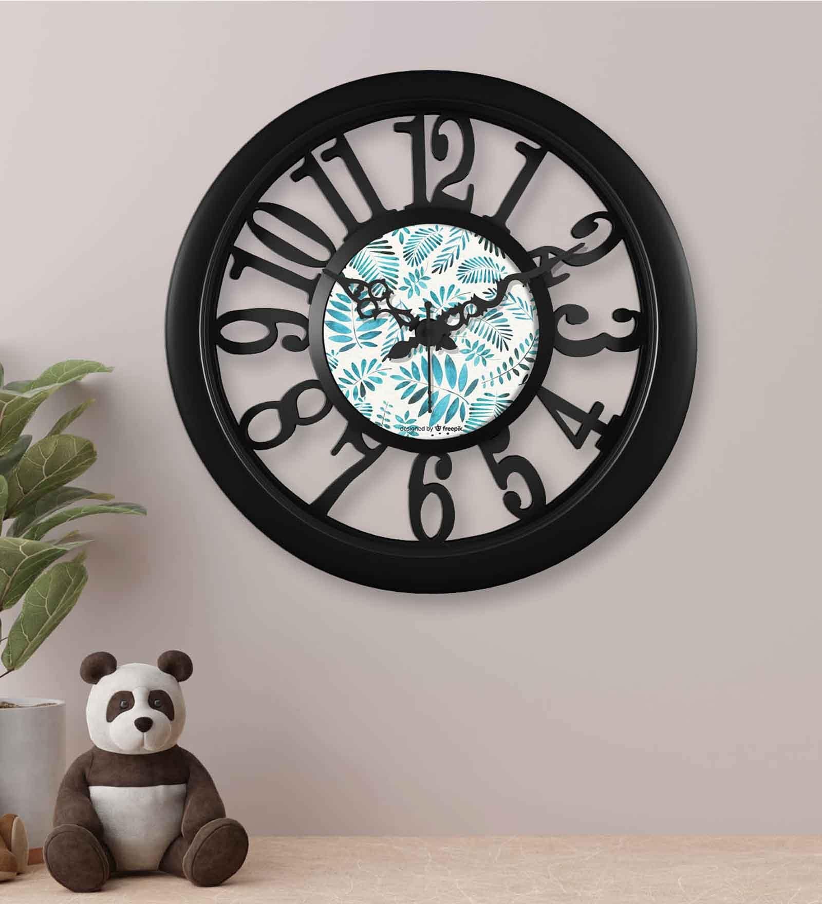 Classic Black Plastic Modern Wall Clock